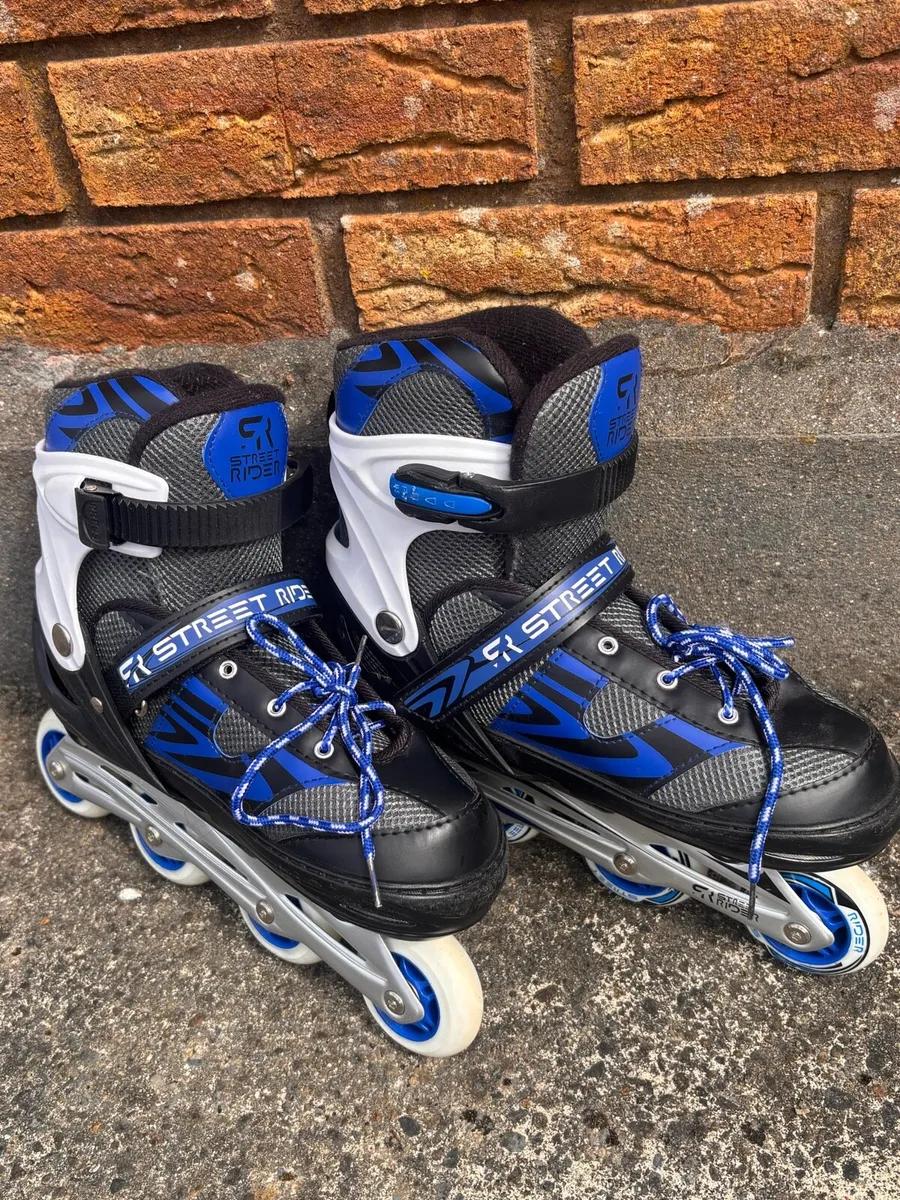 Rollerskates - Image 1