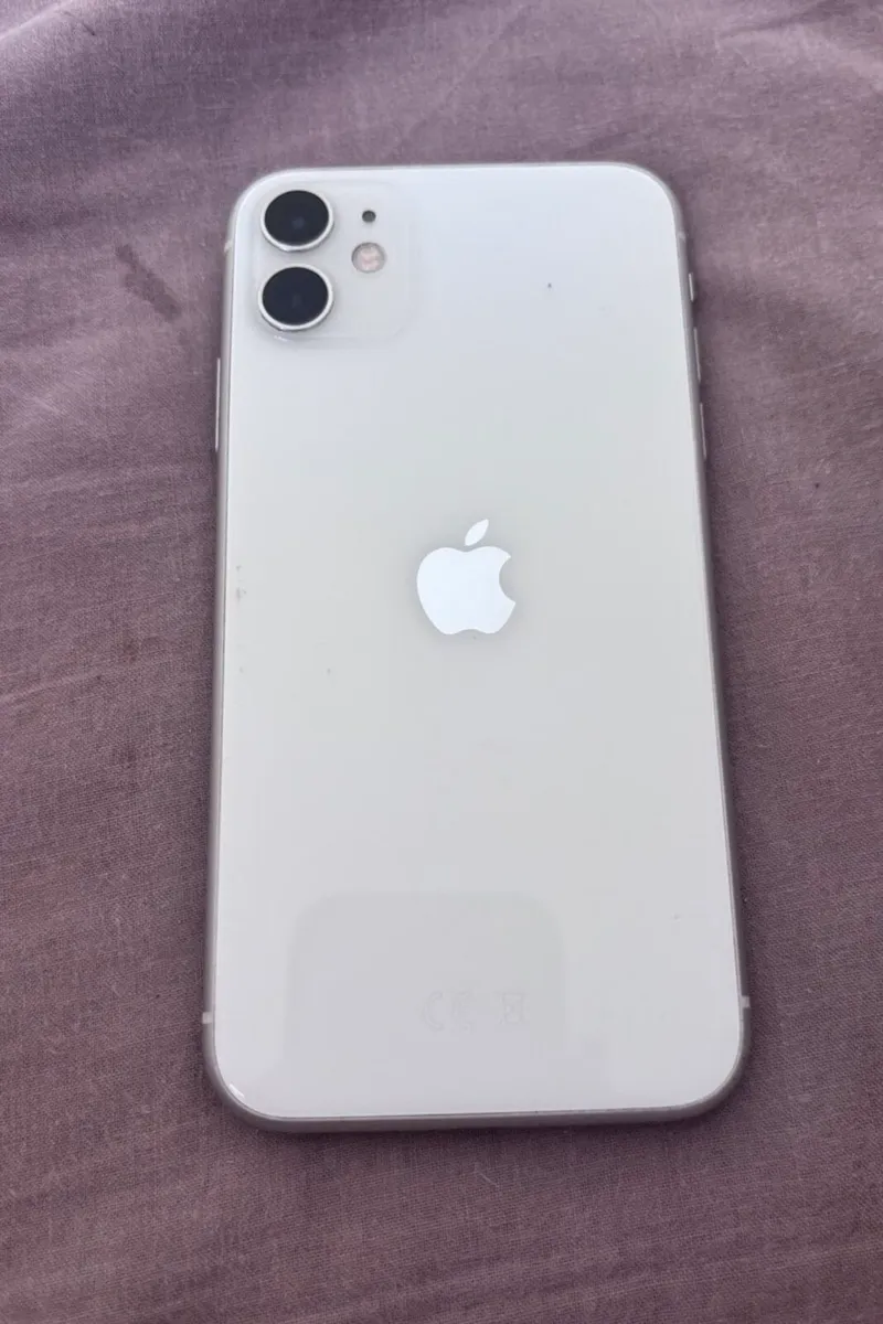 White iPhone 11 - Image 2