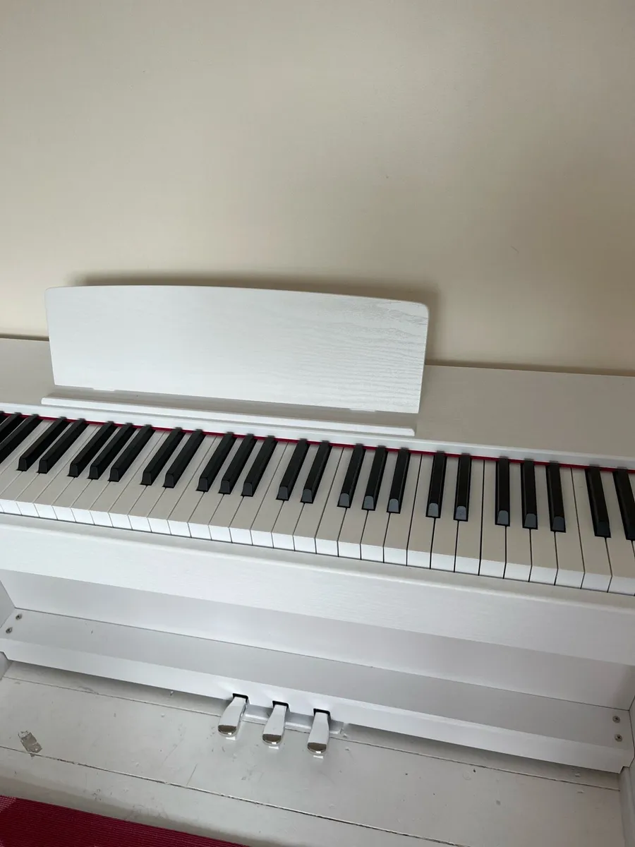 White Digital Piano - Image 3