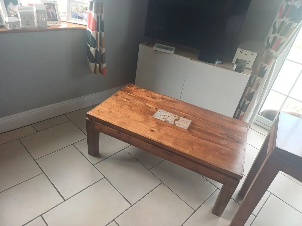 Console table with matching coffee table - Image 2