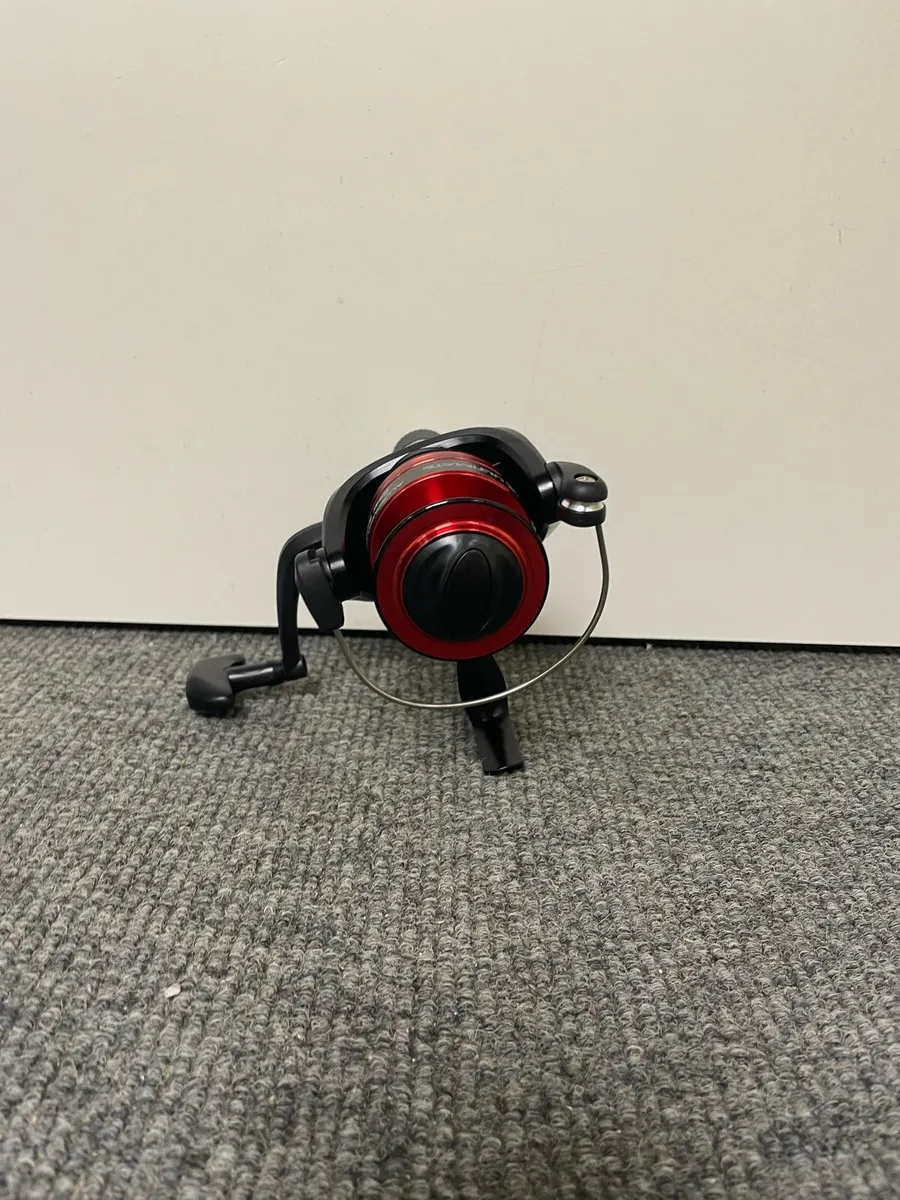 Ultimate Allround 4000 Black Edition Spinning Reel - Image 3