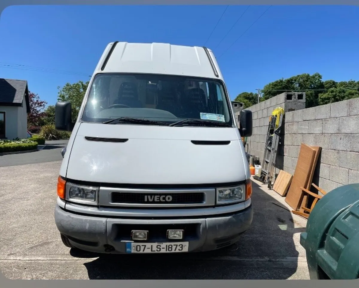Camper van - Image 3