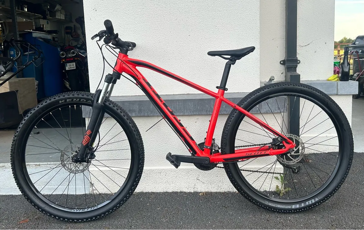 Scott Aspect 760 - Image 1