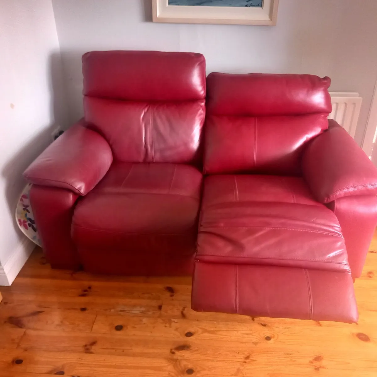 Leather recliners. - Image 4