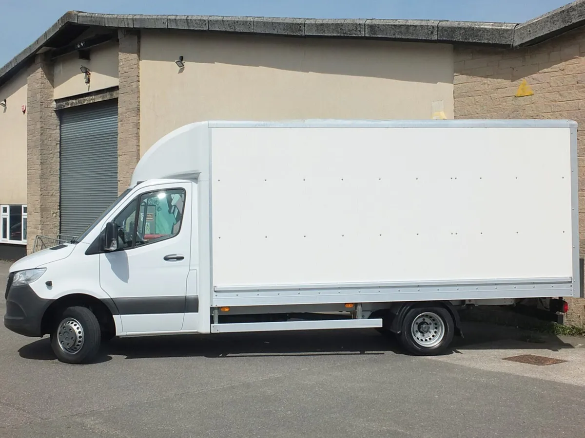 2022 Mercedes-Benz Sprinter Luton Box Van - Image 1