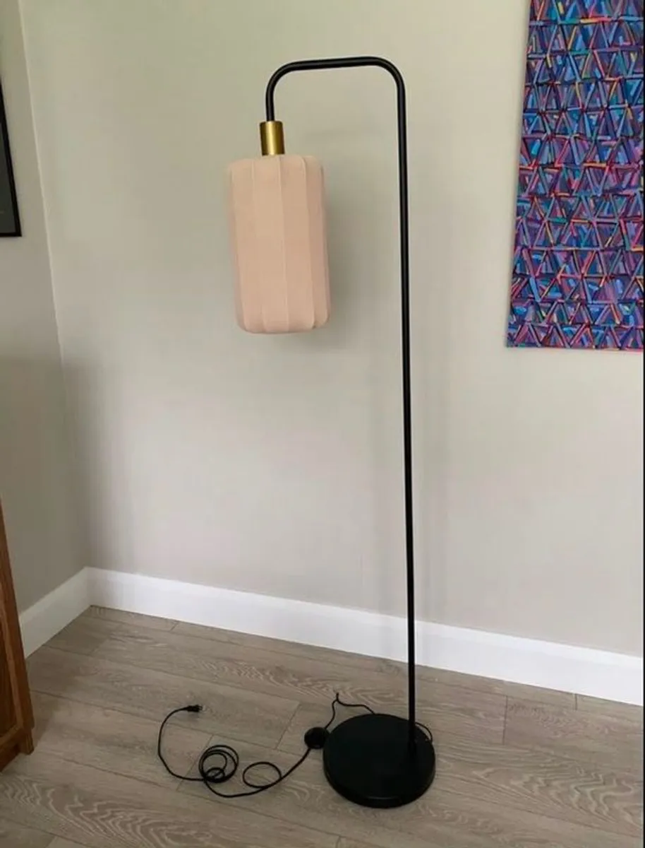 Japandi Floor Lamp with Gold and Beige Shade - Image 3