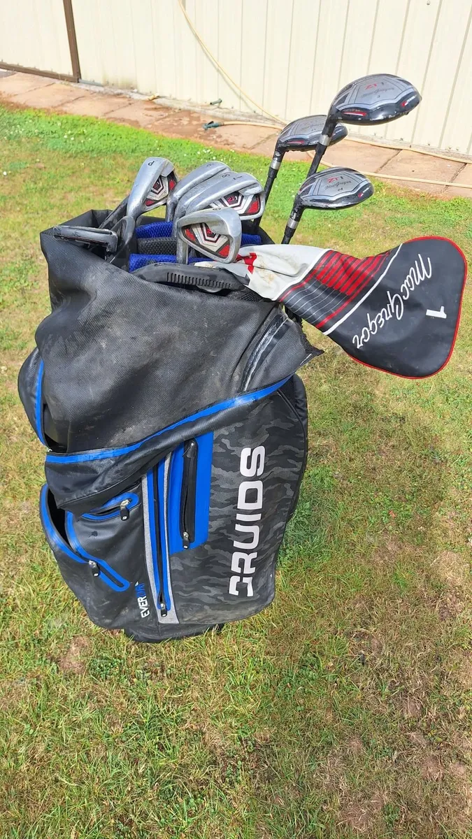 Left-hand Golf Clubs & Bag - Image 1