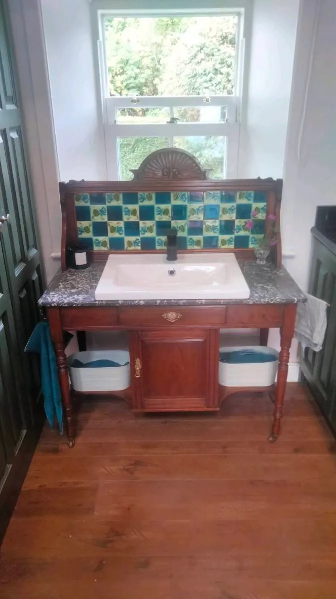Antique vanity unit - Image 2