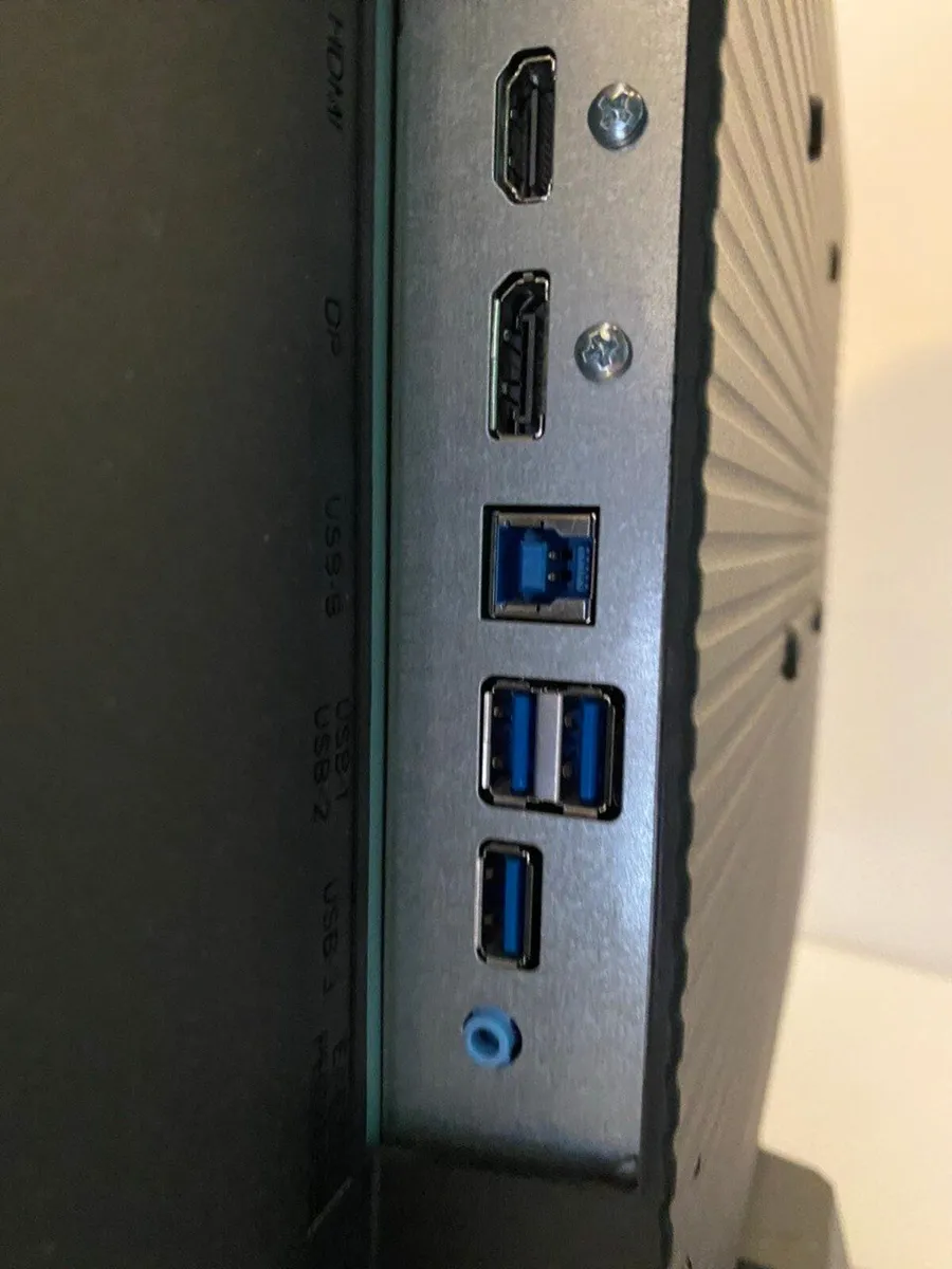 iiyama 32" HD computer monitor - Image 3