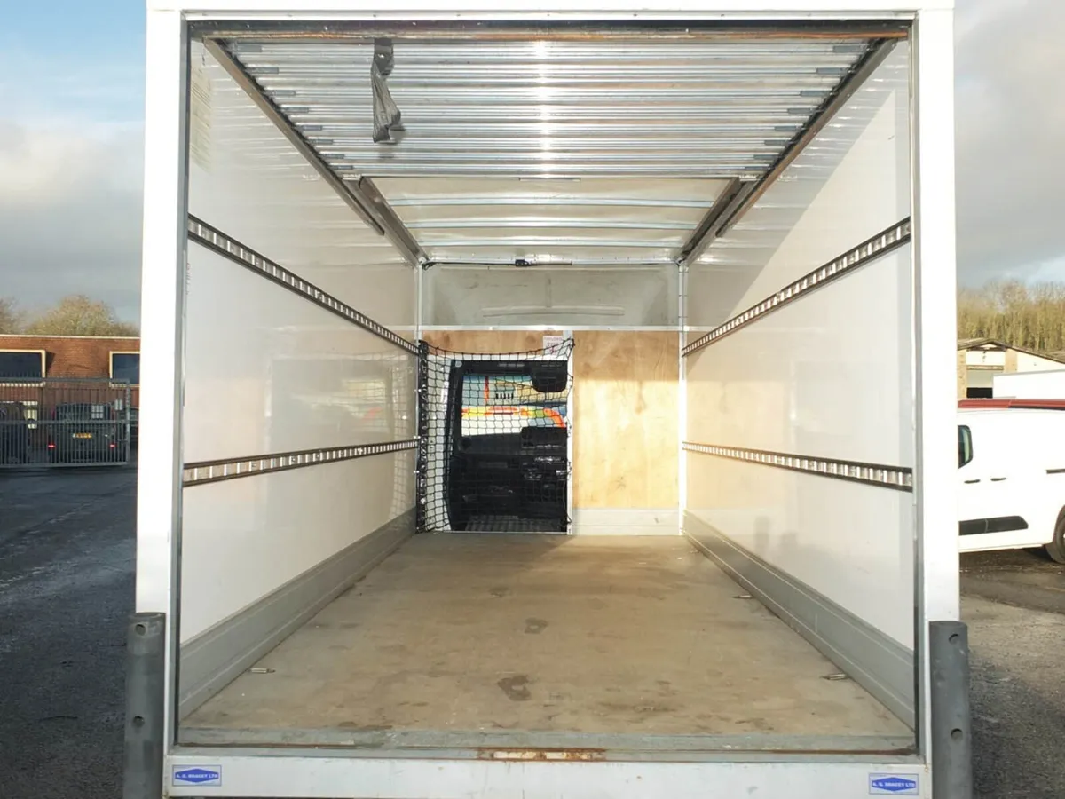 2022 Mercedes-Benz Sprinter Luton Box Van - Image 2