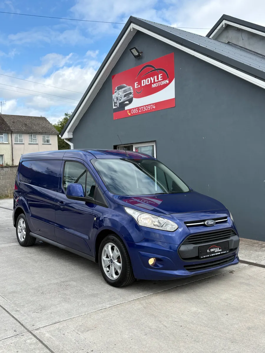 2016 Ford Transit Connect Limited 3 seat - Image 4