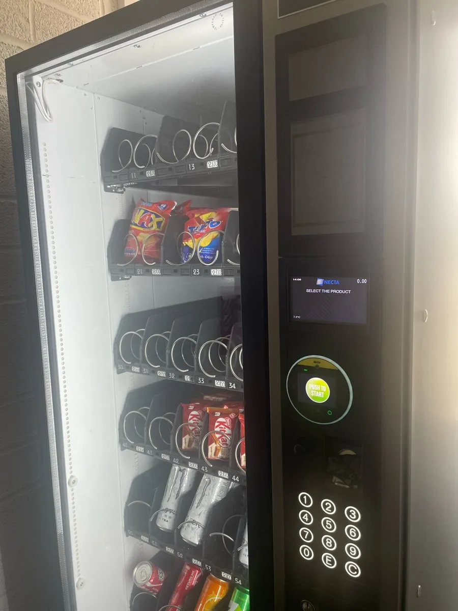 Vending machine - Image 2