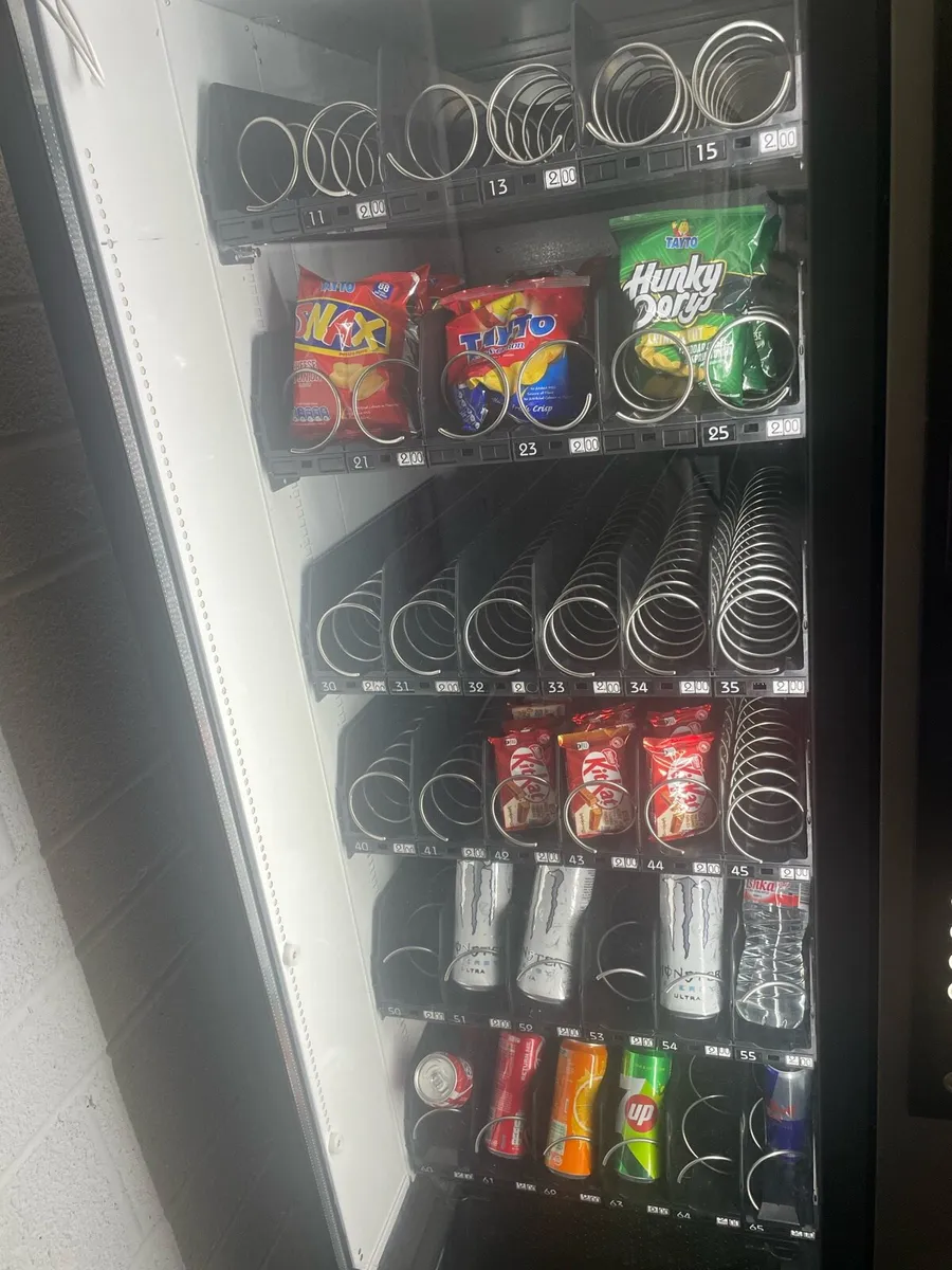 Vending machine - Image 3