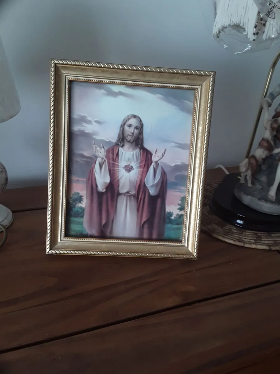 Lovely picture of the sacred heart - Image 2