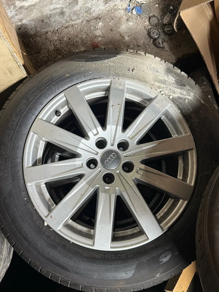 2016 Audi Q7 Genuine 18” wheels