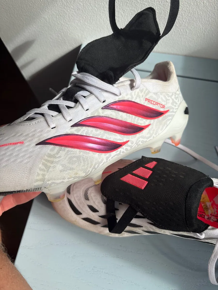 Predator boots - Image 2