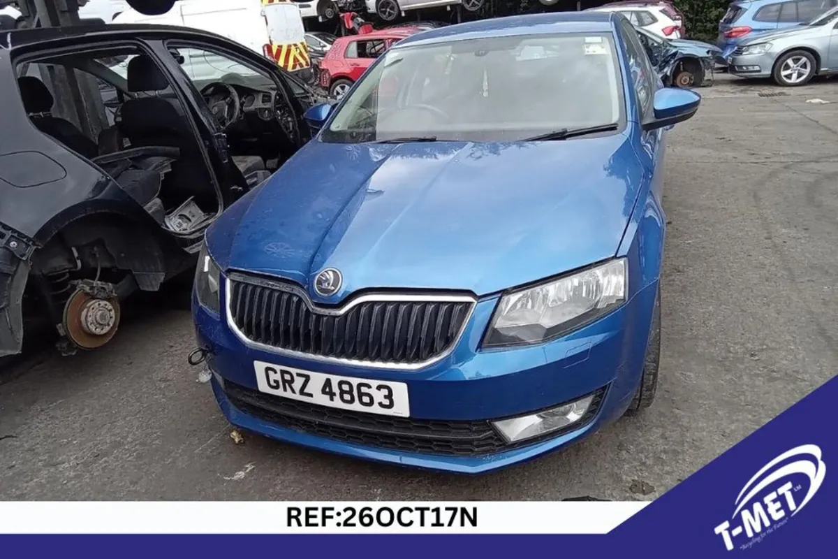 2013 SKODA OCTAVIA BREAKING FOR PARTS - Image 2
