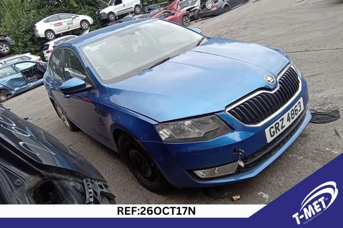 2013 SKODA OCTAVIA BREAKING FOR PARTS - Image 1