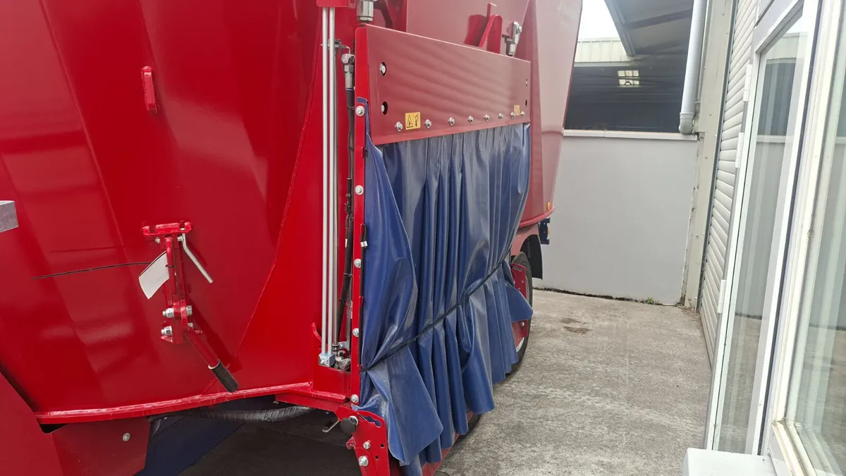 SiloKing 24 cu Diet Feeder IN STOCK - Image 4