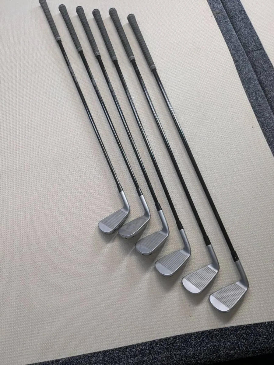 golf clubs - Image 1