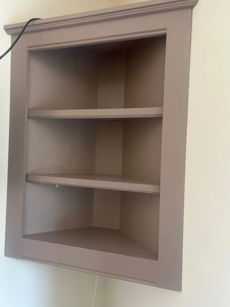 Wooden shelf - Image 1