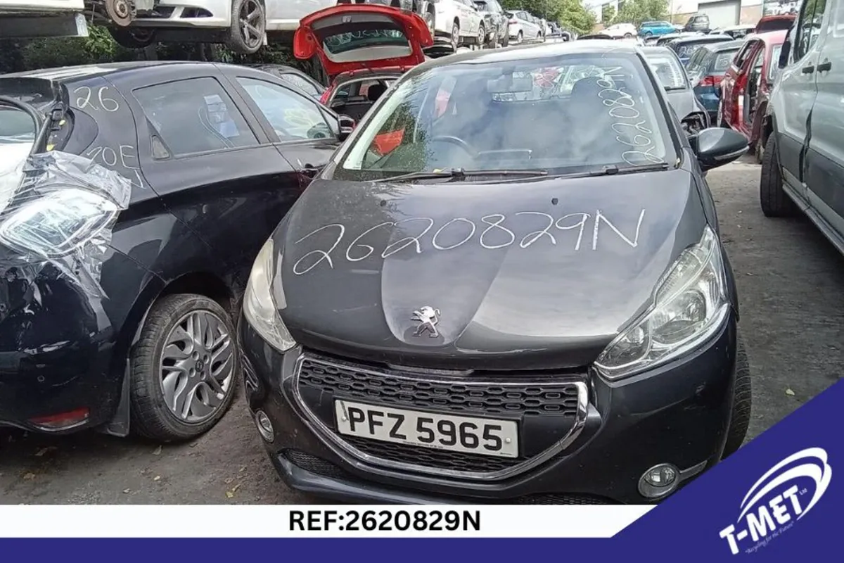 2013 PEUGEOT 208 BREAKING FOR PARTS - Image 2