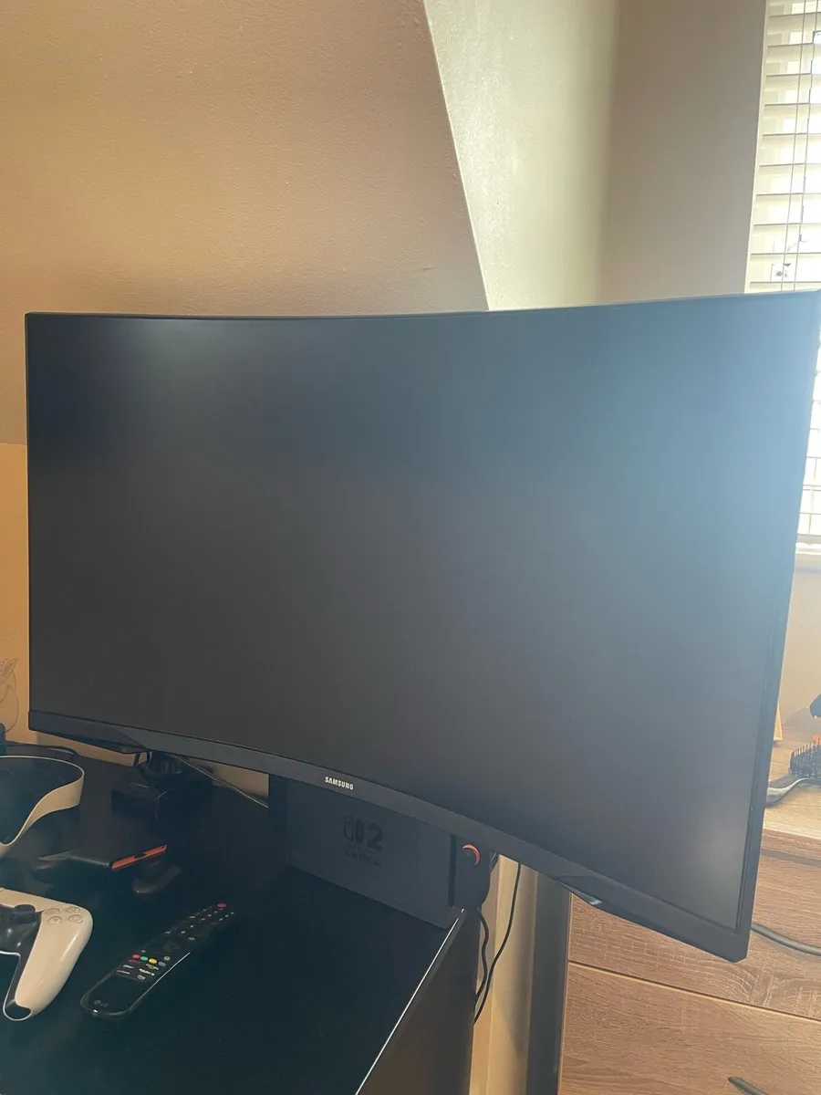 Samsung G5 32inch Curved Gaming Monitor - Image 4