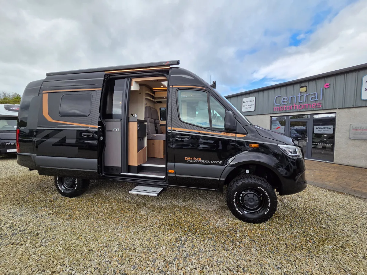 MALIBU GENIUS PERFORMANCE 4X4 CAMPER FOR SALE - Image 4