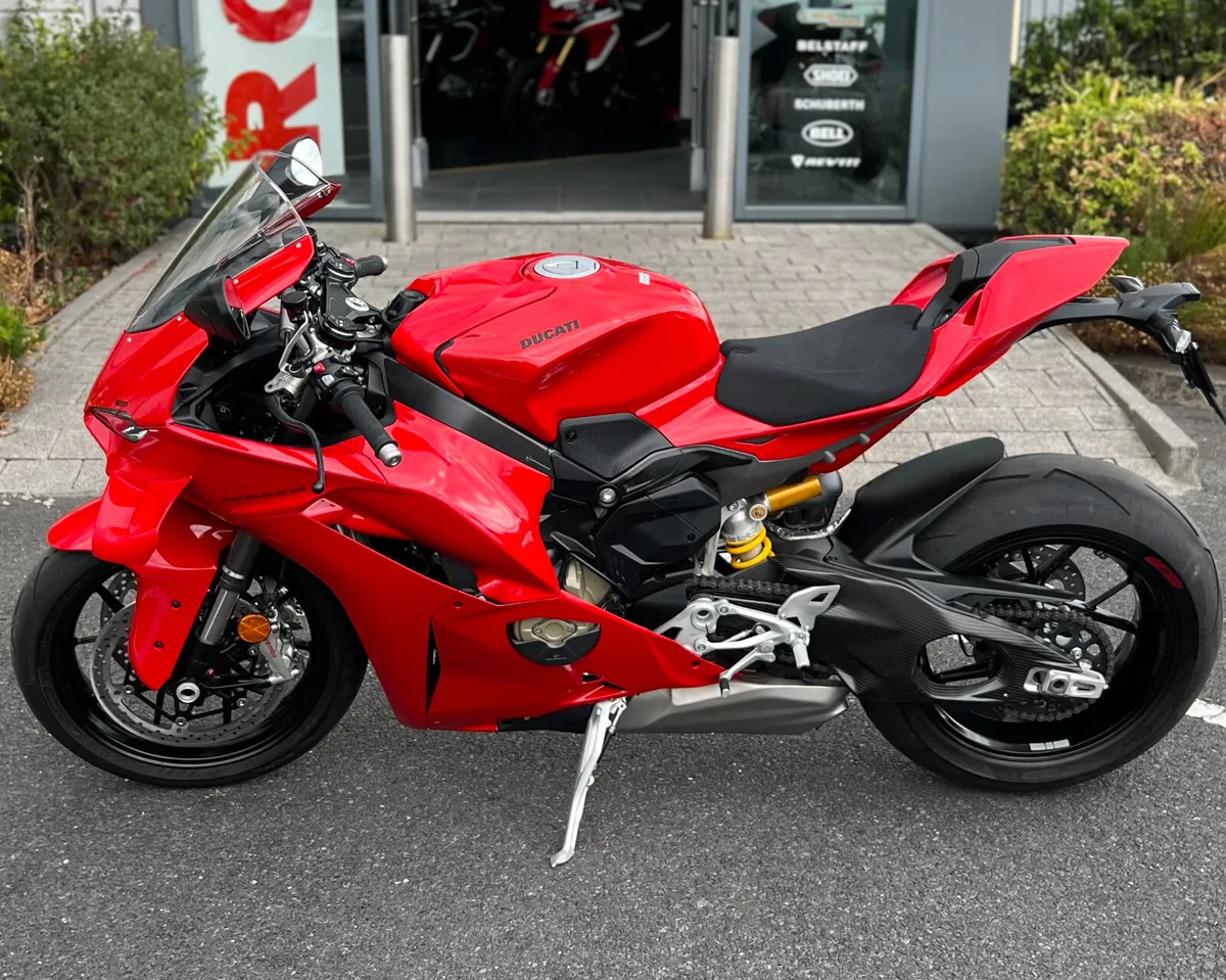 DUCATI PANIGALE V4 - Image 4