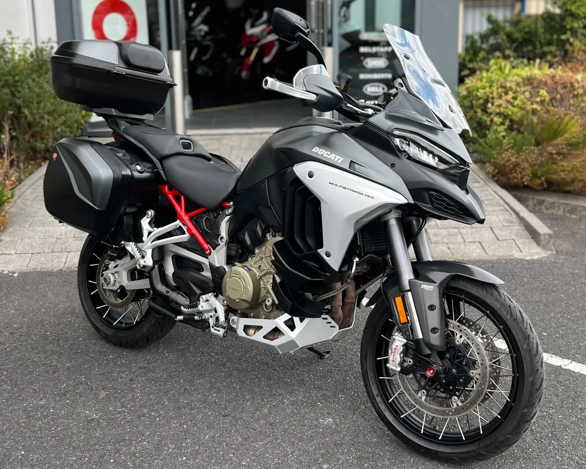 DUCATI MULTISTRADA V4 S - Image 2
