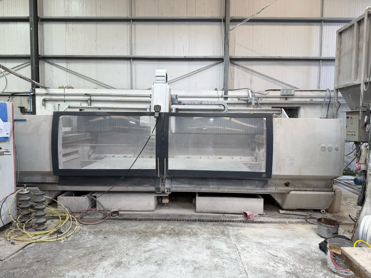 Intermac Master 33 Aperta 4-Axis CNC 2006 - Image 1
