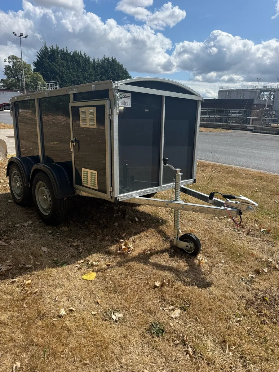 Dog trailer - Image 1