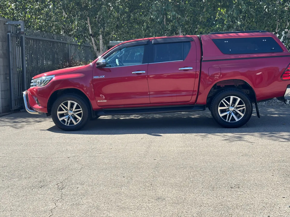 Toyota Hilux 2020 - Image 3