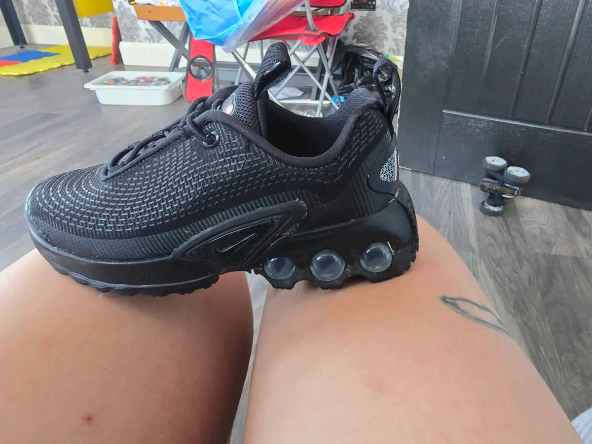 Nike DN trainers size 13 - Image 2