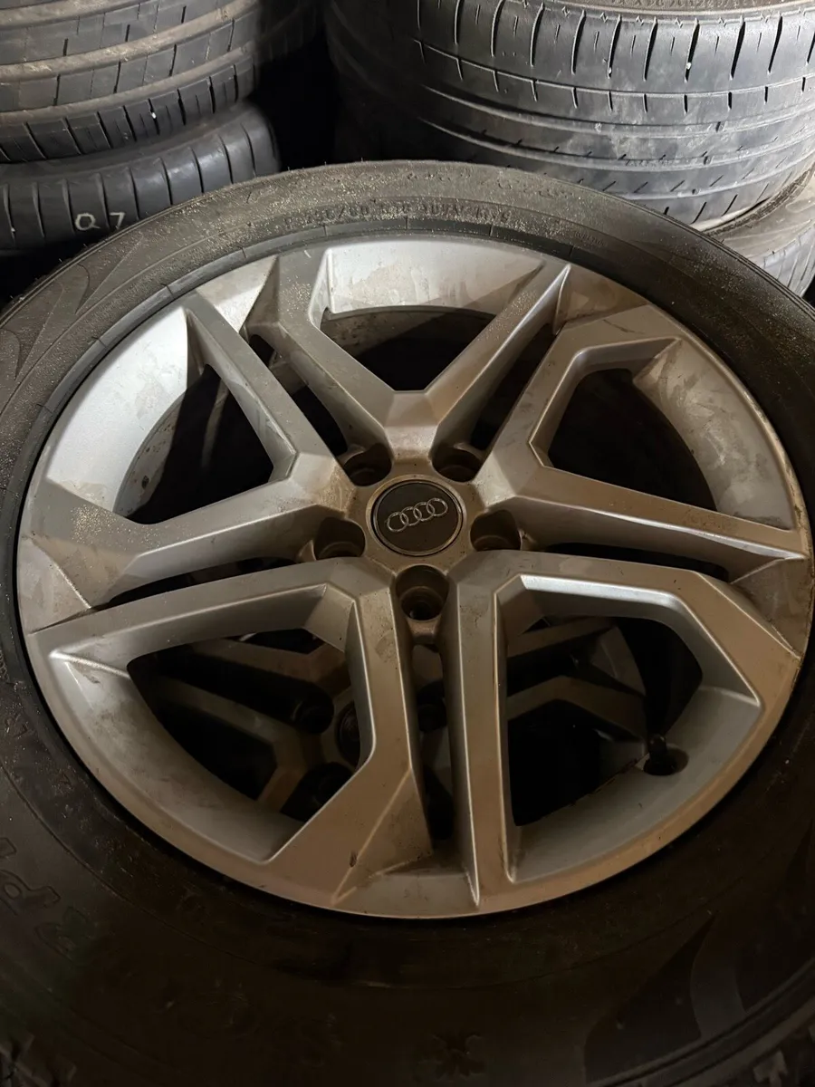 2019 Genuine Audi Q7 18” alloys - Image 2