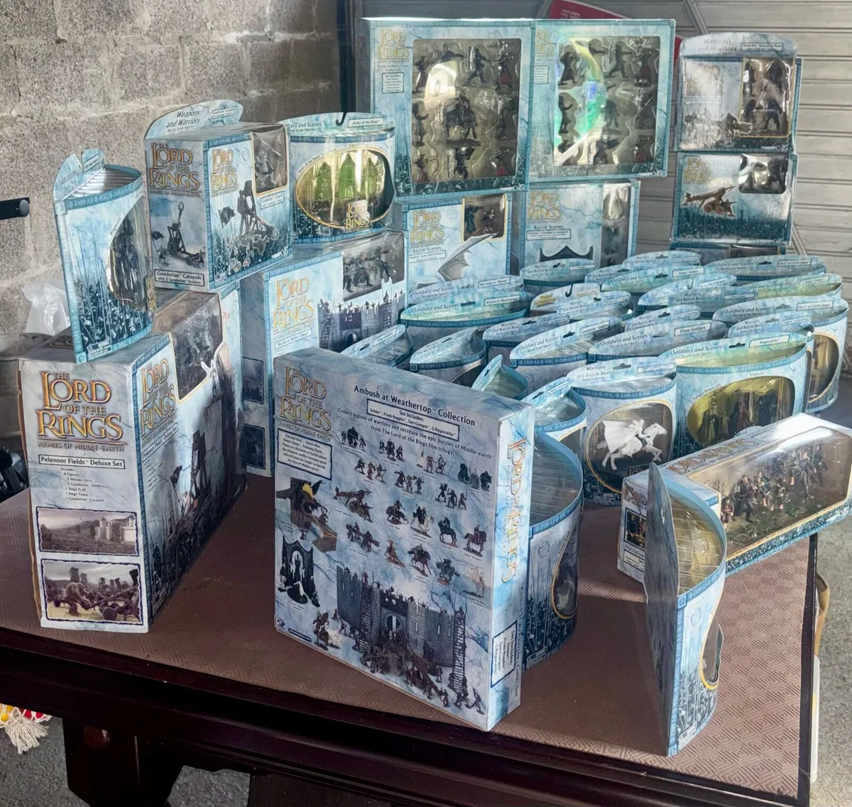 Lord of the Rings AOME play sets - Image 2