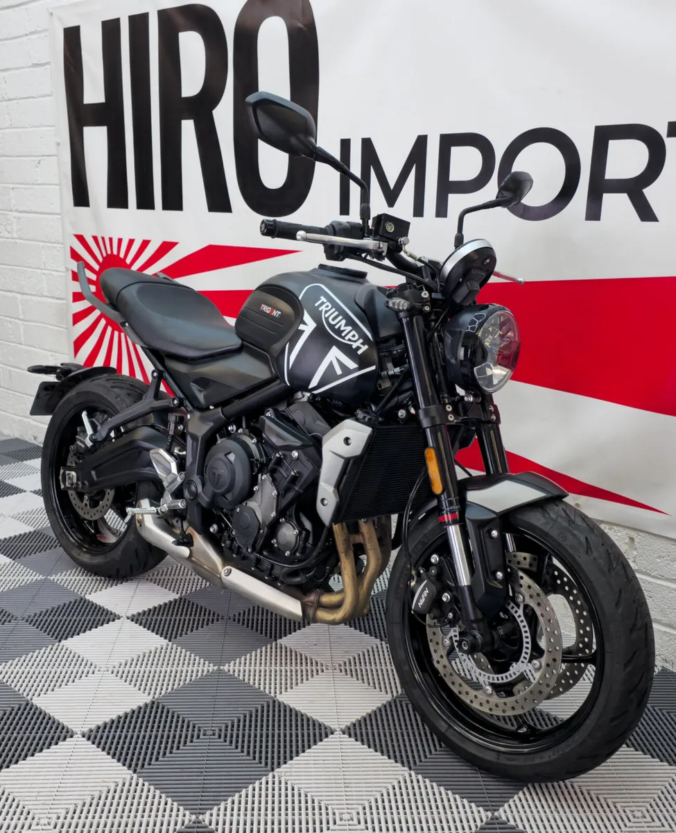212 Triumph Trident 660 - Image 1