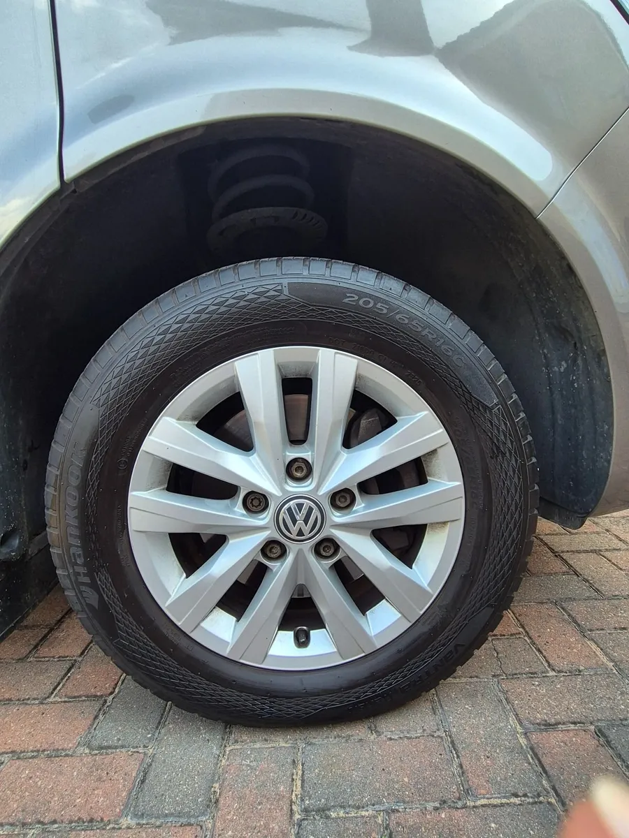 Volkswagen Transporter 2022 - Image 4