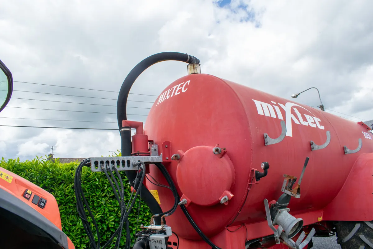 2014 Mixtec 2050 Slurry Tank - Image 3