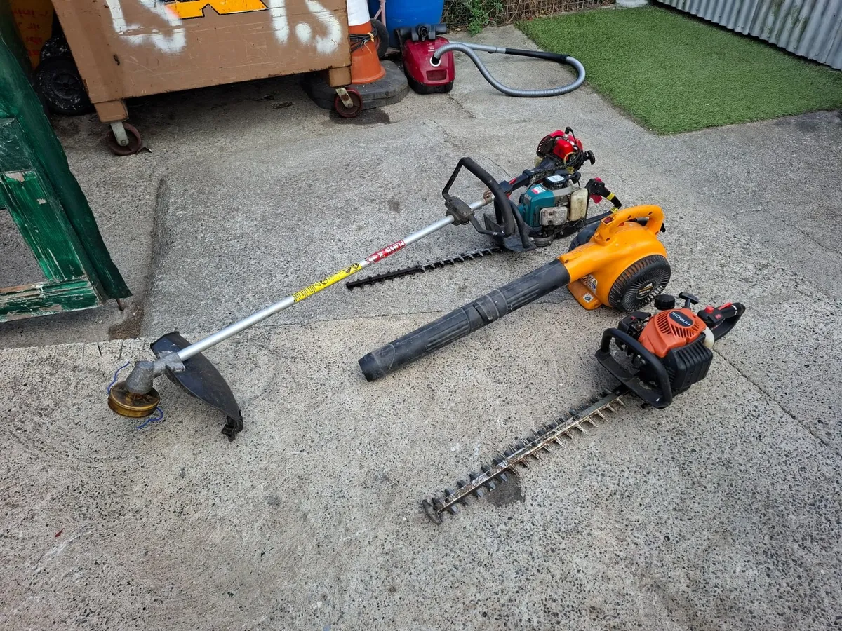 Hedgecutters - Image 2