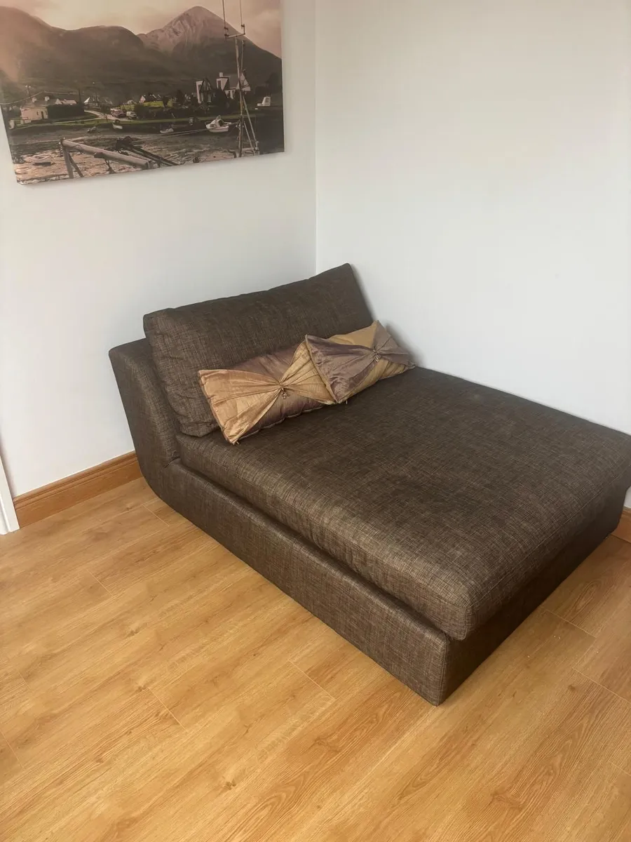 Furniture - Image 4