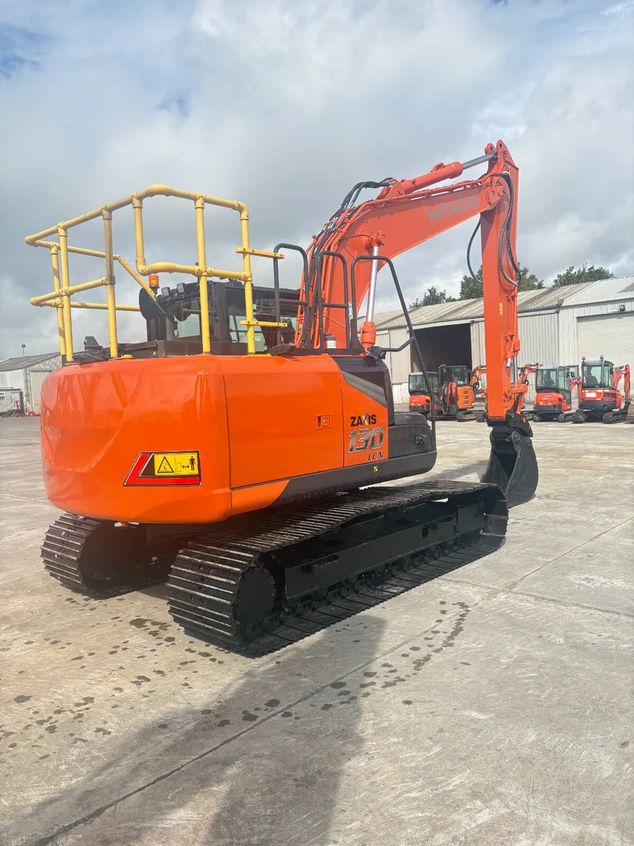 HITACHI ZX130-7 - Image 3