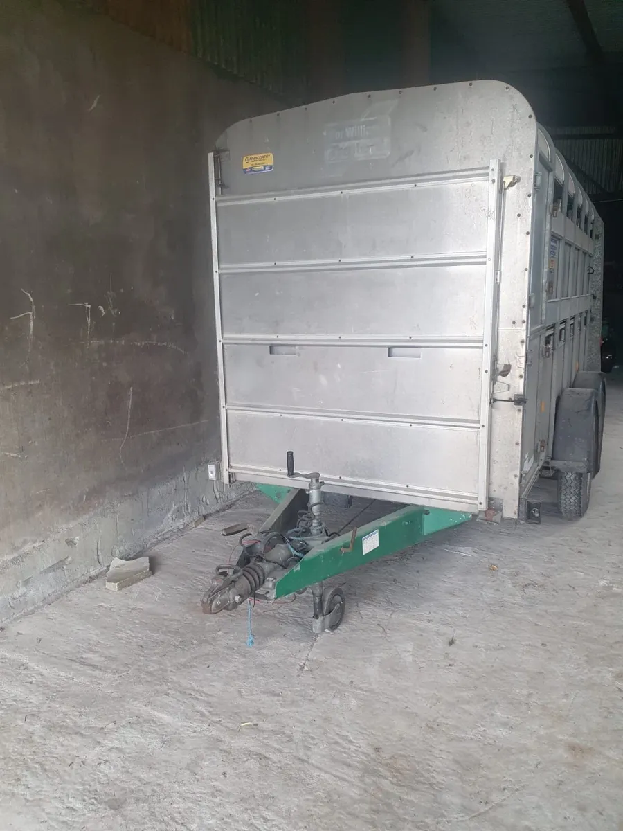 Ifor Williams stock box - Image 2