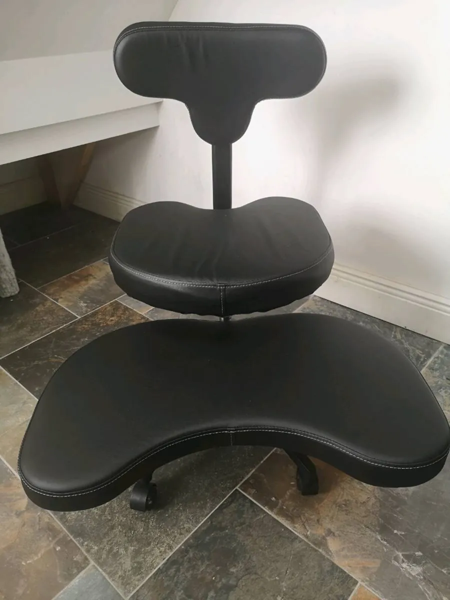 Swivel Office Chair - Image 1