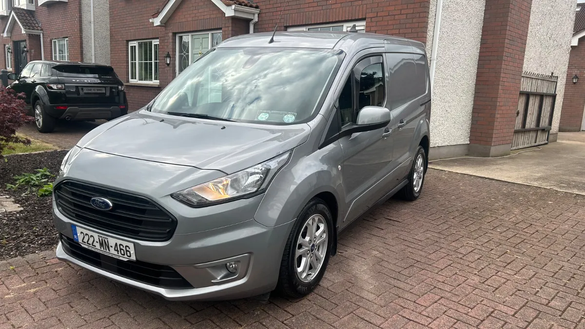 Ford Transit connect trend 2022  LOW KMS - Image 4
