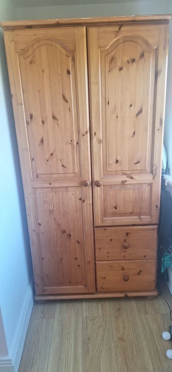 Wardrope - Image 1