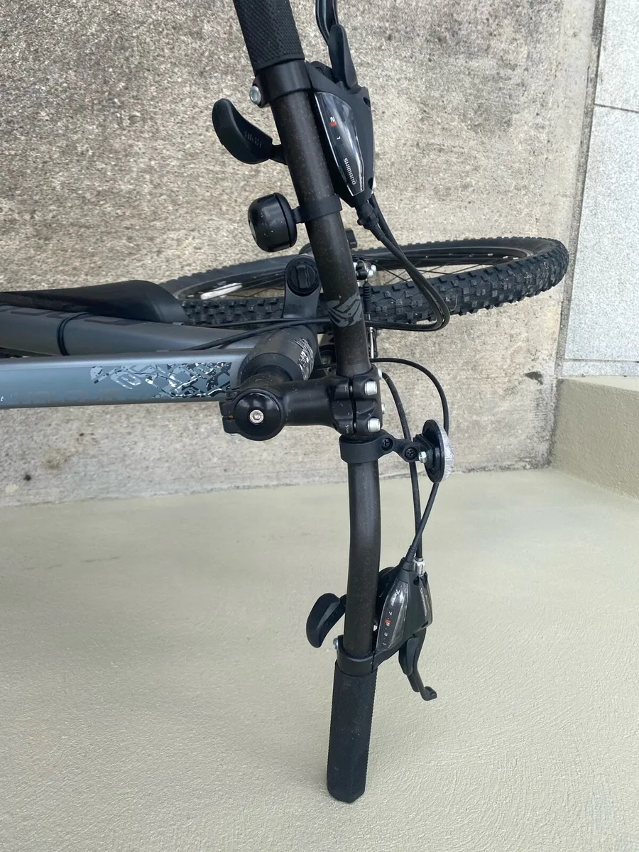 Carrera Valour Men’s Bike *Pristine Condition* - Image 3