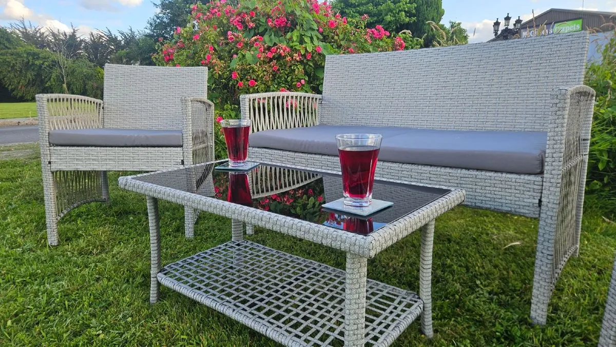 clearance offer garden lounge set - Image 3