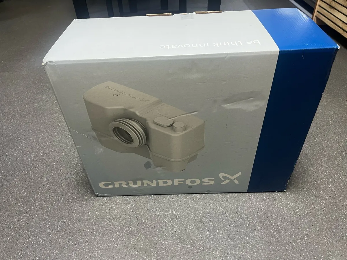 Toilet Saniflow - Image 1