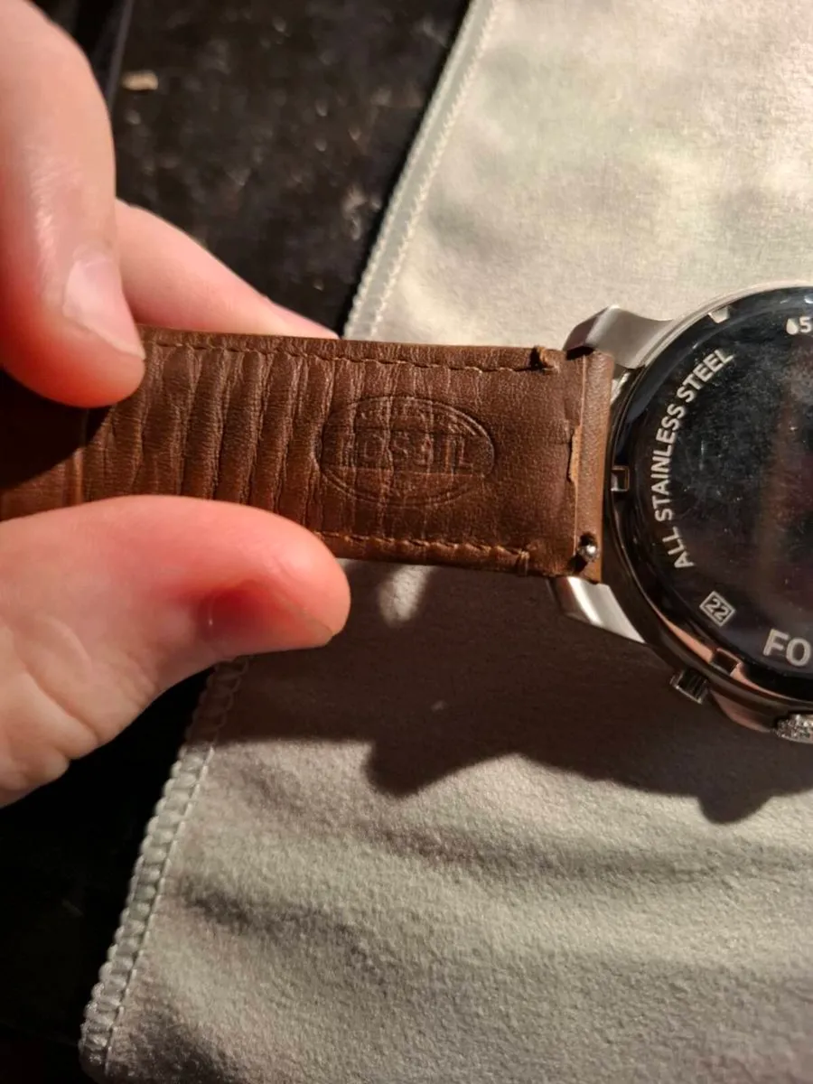Fossil Grant mens watch - Image 3